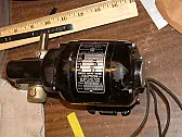 Hooking up a small gearmotor (electrical question) | &laquo; previous thread