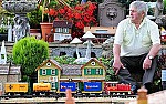 Wot ! No photo ?  |  Steam train fan builds model railwayDriffield TodayFriday, 29th August 2008" A...