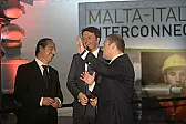 Seekabel Sizilien-Malta  |  Schoene SF6-Anlage ! Mir ist 'mal beim Schalten einer 20 kV Trafostastion...