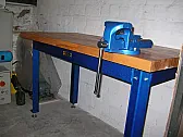 Extra-wide vice (vise) using linear motion components  |  Loading needle bearings axially is asking for trouble. This is the  geometry you...