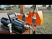 Homemade hydraulic bench vise built around a pull-back ram |  Most bench vises grip work through a threaded spindle that you crank by hand,...
