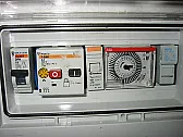 Disjoncteur de moteur de piscine qui disjoncte: help!  |  Bonjour,Est-ce que le disjoncteur moteur est c=E2bl=E9 correctement ?Vous...