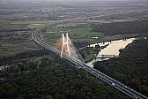 tunel |  Lub próbuje tchnąć ducha optymizmu w wahających się inwestorów :)   To...